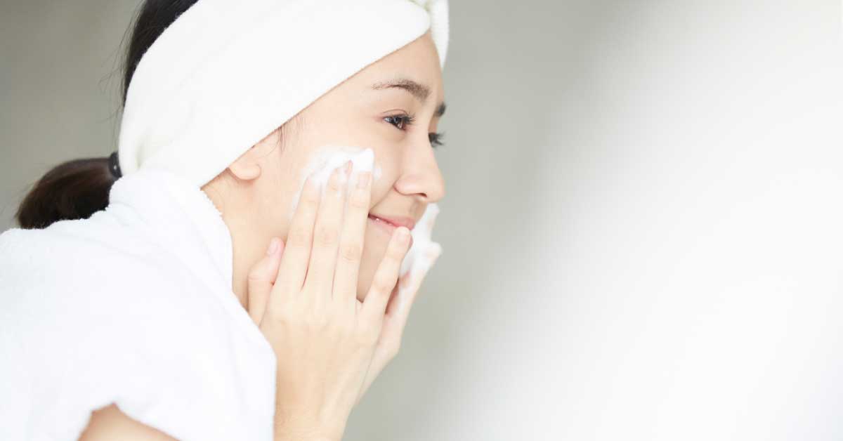 挑選保濕洗面乳需要看膚質嗎？
